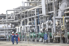 Proyek Kilang Minyak Tuban Ditargetkan Selesai 2027