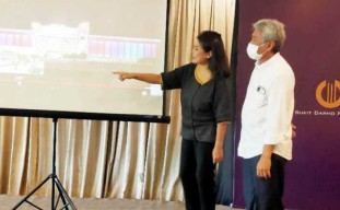 Lenmarc Surabaya Ubah Desain Mal Jadi Area Kuliner