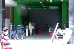 Satgas Penanganan Covid-19 Sidoarjo Evakuasi Warga Isoman ke Shelter Isolasi Terpusat