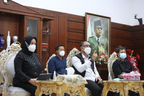 Wali Kota Eri Gagas Pendataan Terpusat, Pendamping PKH dan BPNT Diminta Bisa Sinergi