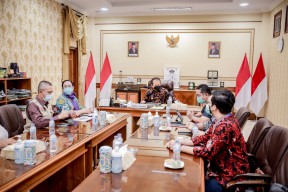 Bupati Hendy Menerima Pengurus Jember Marching Band
