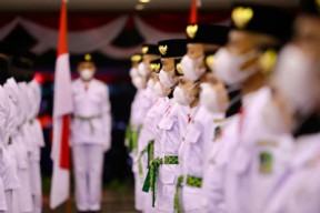 Bupati Banyuwangi Kukuhkan Pasukan Pengibar Bendera Merah Putih