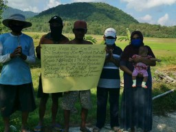 Usai Vaksinasi Covid-19, Warga dan Kepala Desa di Bawean Kompak Ucapkan Terimakasih