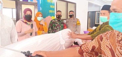 Bhabinkamtibmas Desa Sembon Tulungagung Dilatih Pemulasaraan Jenazah Covid-19