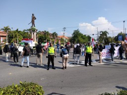 Gelombang Penolakan Perpanjang PPKM Terjadi di Tuban
