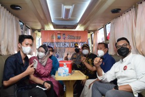 UMKM Kuliner Kavling DPR Sidoarjo Jadi Percontohan Kawasan Tertib Vaksin