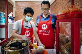 Rayakan Kemerdekaan dengan Berburu Kuliner Lokal ala Member BTS,  GoFood Hadirkan Promo Rp1