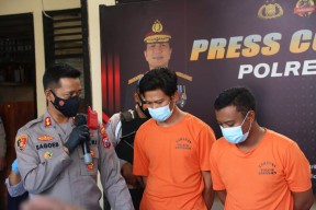 Dua Maling Besi Rel Kereta Diamankan Polres Malang