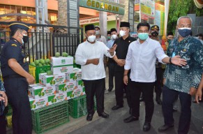 Mangga Hasil Panen Petani Gresik Diekspor ke Singapura Rp 50 Ribu/Kg