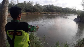 Dua Bocah Tercebur Sungai Brantas, Satu Selamat dan Satunya Lagi Masih Pencarian