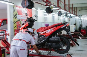 Motor Nyaman dengan Service SENANG
