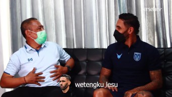 Coach Wetengku Lesu, Ketika Demerson Persela Belajar Boso Jowo