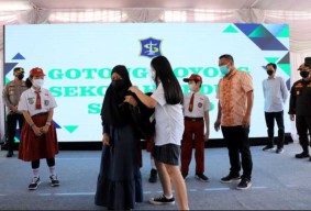 Sisihkan Uang Saku Hingga Tabungan, Gabungan Pelajar Surabaya Sumbang Penanganan Covid Rp 1 Miliar