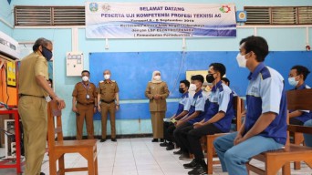 Guru di Jatim Belum 100 Persen Terima Vaksin