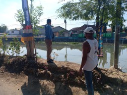 Dua Anak Tenggelam di Sungai Desa Plumbungan Kecamatan Sukodono Sidoarjo