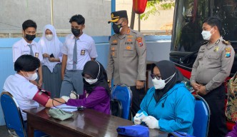 Polresta Sidoarjo Bantu Percepat Vaksinasi Bagi Kalangan Pelajar