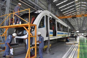 INKA Gandeng INTI Bangun Sistem Pengawasan Penumpang