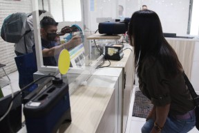 Urus E-KTP, Sejumlah Waria di Surabaya Temui Kendala