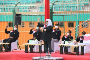 Tandai Pembukaan Bupati Cup 2021 di Bojonegoro, Eksekutif dan Legislatif Gelar Laga Eksibisi
