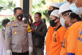 Jualan Obat Kuat Ilegal, Pria di Magetan Dibekuk Polisi