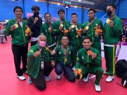 Tim Sepak Takraw Jatim Sabet Emas di PON Papua, Satu Atlet Ternyata Warga Bawean