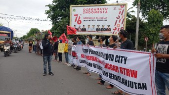 Forkot Desak Bupati Gresik Hentikan Proyek Perumahan Tak Berizin