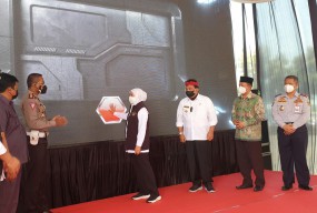 Khofifah Luncurkan Program Smartcard Pertama di Terminal Nganjuk