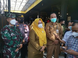 Tekan Angka Kematian Bumil Saat Pandemi Covid-19, Pemkab Gresik Gelontor Ribuan Alat Kontrasepsi