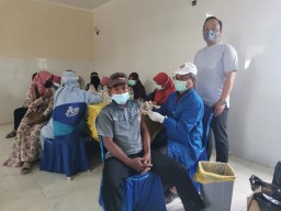 Vaksinasi di RS Fathma Medika, Warga Luar Gresik Bisa Ikutan