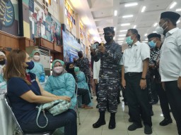 Ayo Segera Vaksin, Tinggal 6 Persen Lagi Gresik Capai Herd Immunity