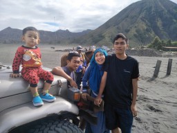 Wisata Gunung Bromo Dibuka Bertahap, Simak Syarat Masuknya