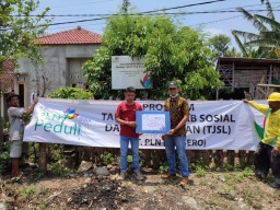 PLN Bantu Instalasi Biogas di Jombang Wujudkan Energi Bersih