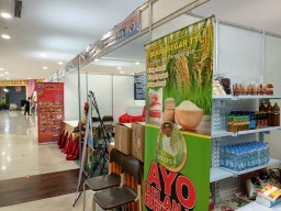 Dengan Konsep Baru, Produk UMKM Gula Aren Asal Bawean Mulai Diminati