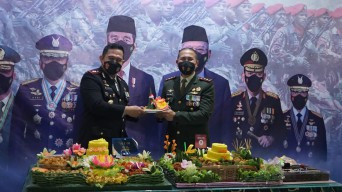 HUT TNI ke 76, Soliditas TNI-Polri di Gresik Harus Semakin Kuat