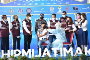 Gelar Vaksinasi, HIPMI Dapat Apresiasi dari Bupati Gus Muhdlor