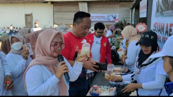 HUT PIRA Ke-13, DPC Gerindra Ajak Kader Srikandi Senam Sambil Beri Pelatihan Pemasaran UMKM