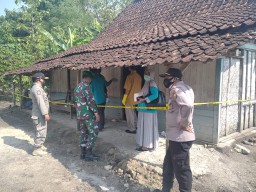 Pria Asal Gayam Bojonegoro Ditemukan Tewas Membusuk di Kamarnya