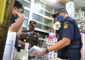 Operasi Gabungan Cukai Ilegal Kota Mojokerto Bidik Liquid Vape