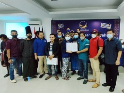 NasDem Jatim Kawal Puluhan Nelayan se-Jatim Terbang ke Jakarta