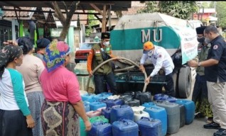 23 Daerah di Jatim Dilanda Kekeringan, BPBD Droping Air Bersih 25 Ribu Liter ke Kab. Pasuruan