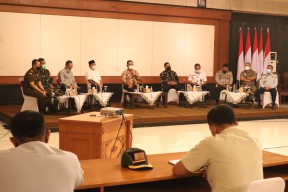 Pantau PAD, Pemkab Gresik Segera Terapkan Parkir Non Tunai