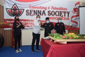Hadiri Pelantikan Senna Society, Bupati Yuhronur AjakBersinergi