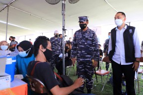 Antusias Warga Ikuti Vaksinasi di Lapangan THOR Cukup Tinggi