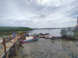 Pemkot Surabaya Berdayakan Nelayan Jadi Petani