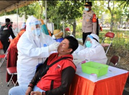 Cegah Lonjakan Covid-19, 10 Persen ASN Pemkot Surabaya di Tes Swab