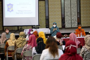 TP PKK Surabaya Sosialisasi Mitigasi Bencana ke Kadernya