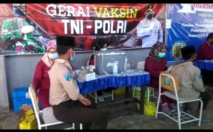 Percepatan Vaksinasi, Ratusan Santri Jadi Sasaran