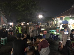 Masih Bertahan di Level 3, Patroli Skala Besar Kembali Digelar Satgas Covid-19 Tulungagung