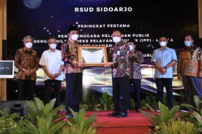 Pemerintah Kabupaten  Sidoarjo Beri Penghargaan Kinerja Kepada OPD