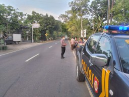 Pengendara Motor di Ponorogo Tewas Tertabrak Truk